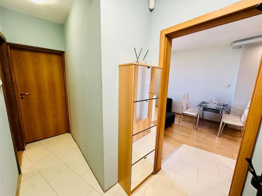 Student Town 1Bdr Apt Sofia Eksteriør billede